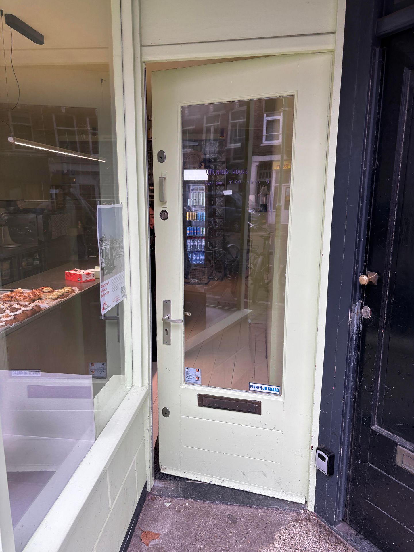 Bekijk foto 5 van Van Woustraat 42-A