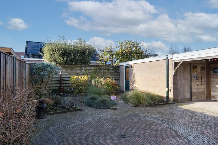 Photo 21 of Koningin Julianalaan 17