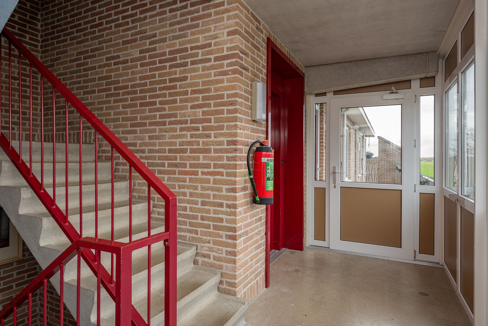 Foto 6 van Zuiderzeestraatweg 66-C