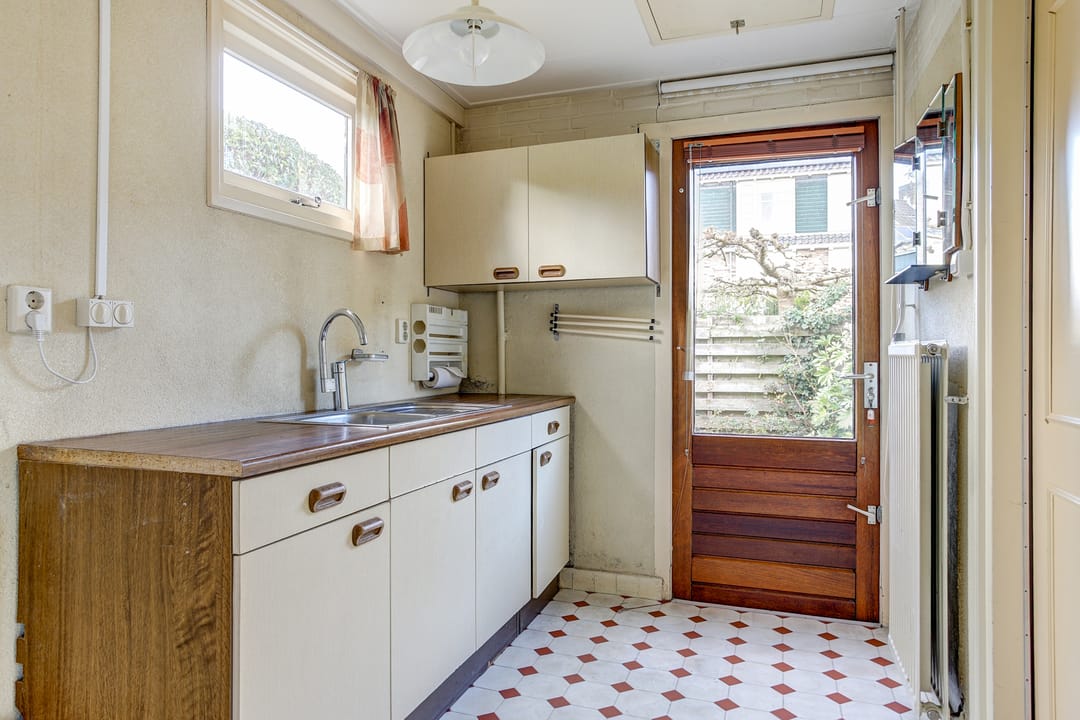 Photo 28 of Prof. Ter Veenweg 15