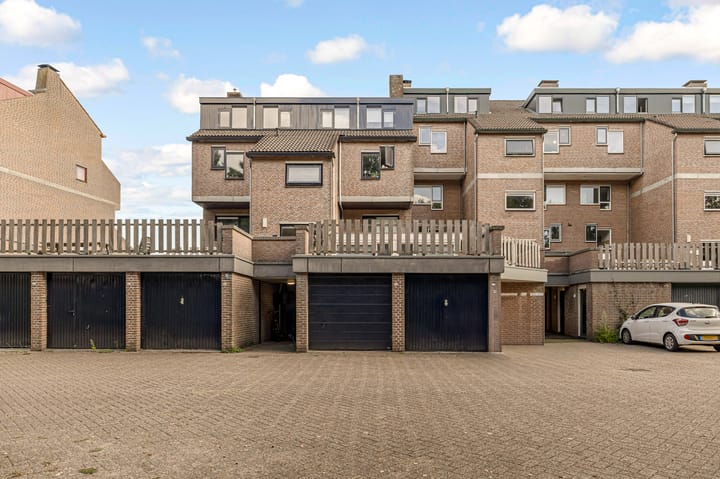 Photo 35 of Albert van Dalsumlaan 479