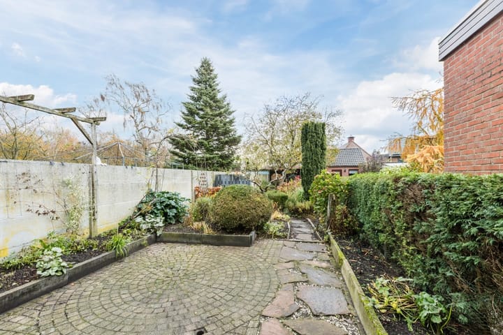 Photo 24 of Koningin Wilhelminastr 18