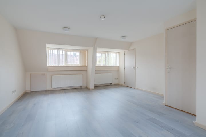 Photo 4 of Willem de Zwijgerstraat 26-B