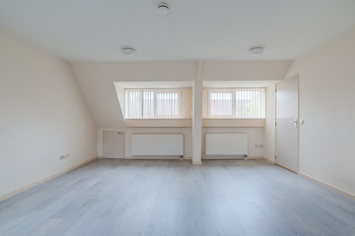 Photo 10 of Willem de Zwijgerstraat 26-B