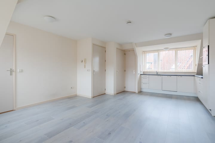 Photo 12 of Willem de Zwijgerstraat 26-B