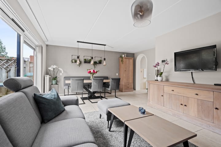 Photo 2 of Jurastraat 14