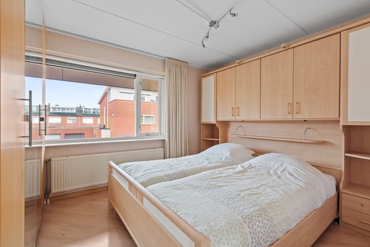 Photo 17 of Jurastraat 14