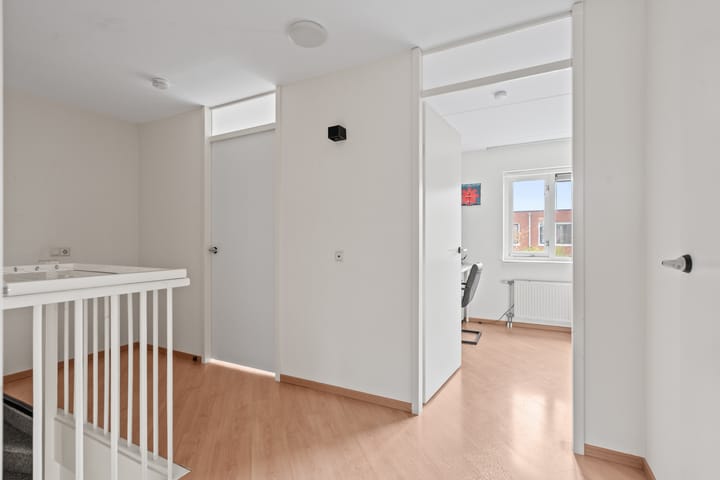 Photo 16 of Jurastraat 14