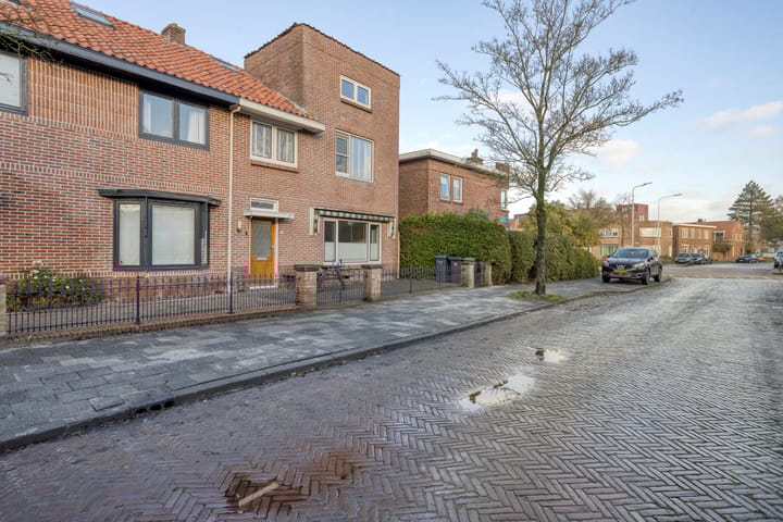 Photo 6 of Frederik Hendrikstraat 75