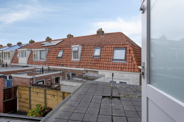 Photo 30 of Frederik Hendrikstraat 75