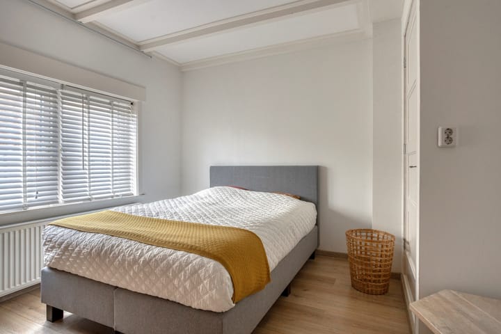 Photo 31 of Frederik Hendrikstraat 75