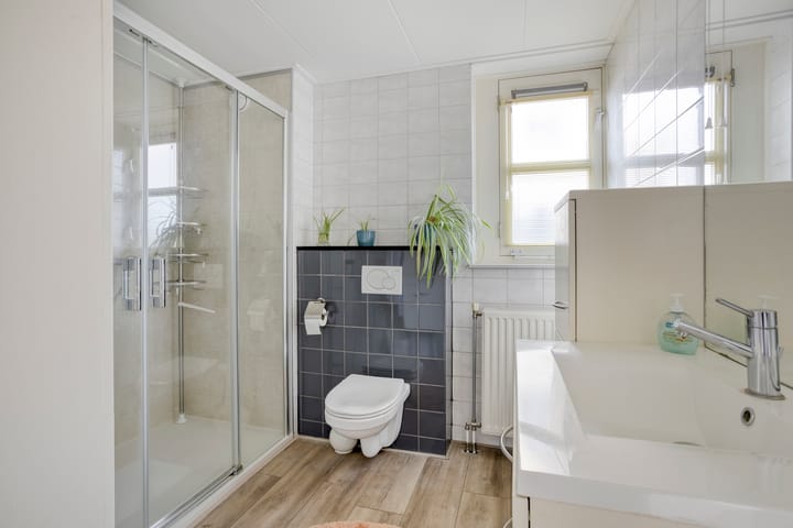 Photo 19 of Ir.Lelylaan 56