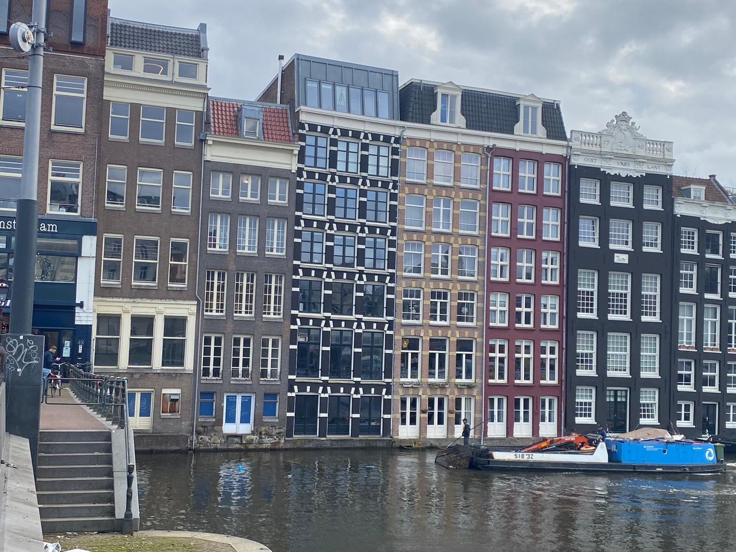 View photo 2 of Prins Hendrikkade 48