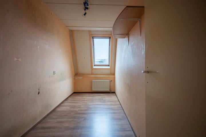 Photo 9 of Landvoogdstraat 106