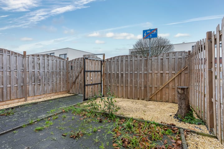 Photo 15 of Landvoogdstraat 106