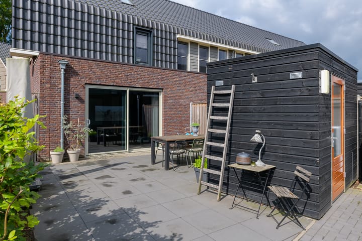 Photo 22 of Dokter J. van Heuvenweg 32