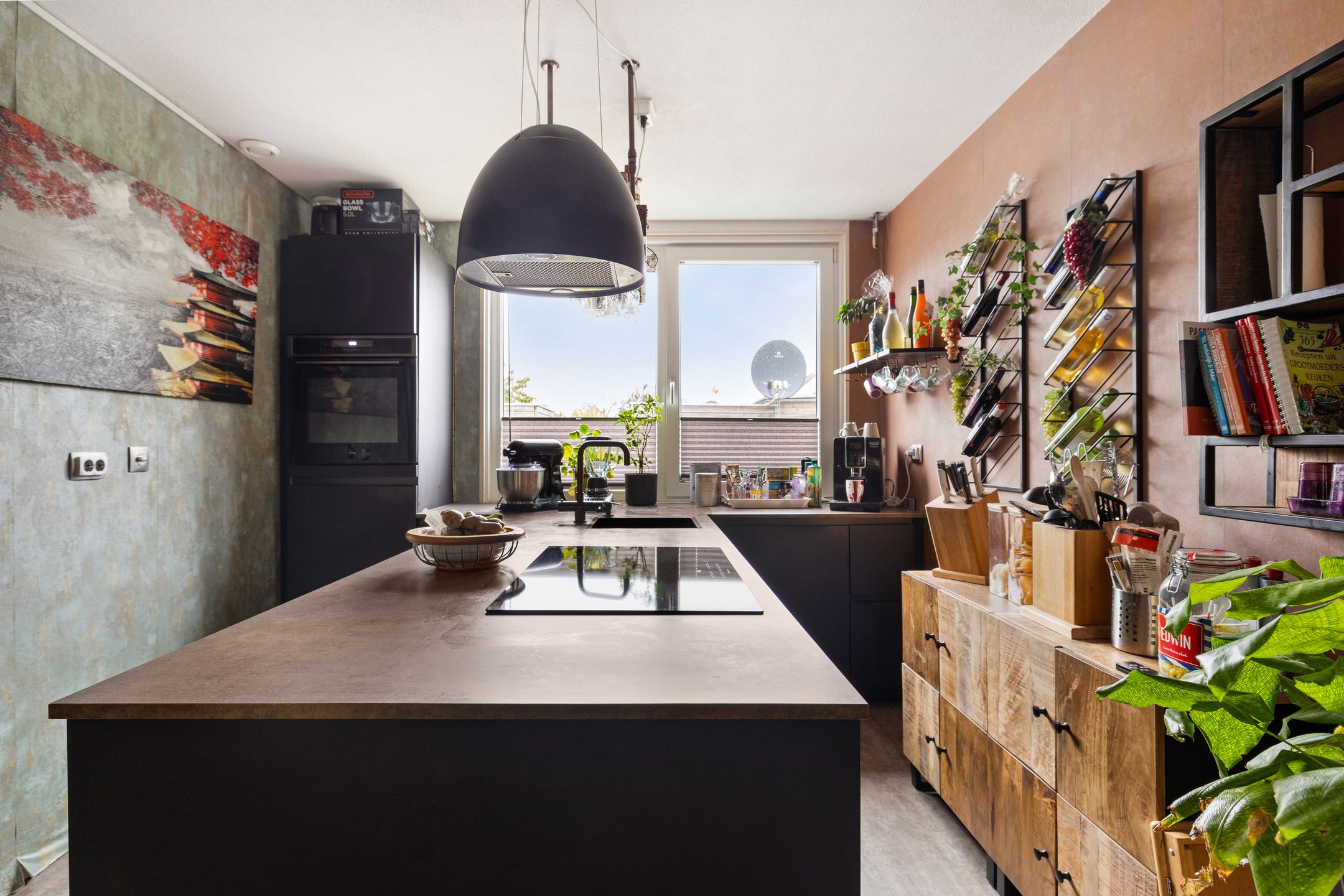 Foto 9 van L.C. van der Vlugtstraat 9