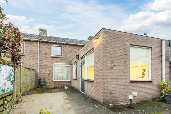 Photo 22 of Prinses Marijkestraat 12