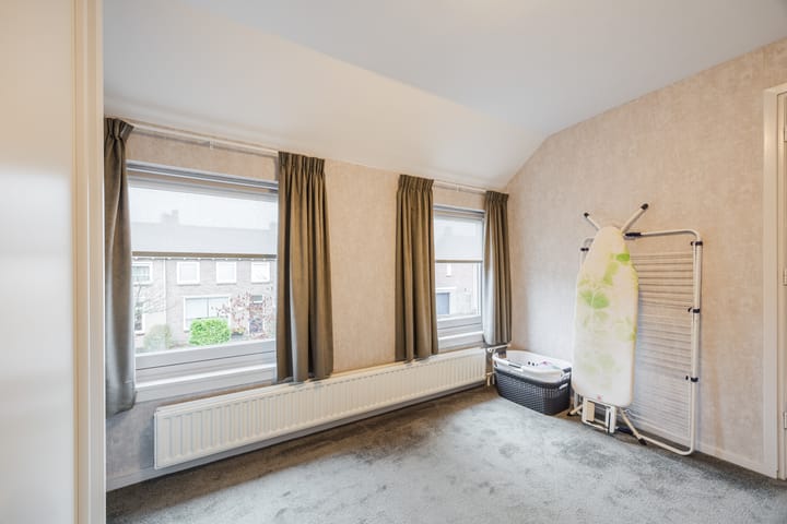 Photo 33 of Prinses Marijkestraat 12