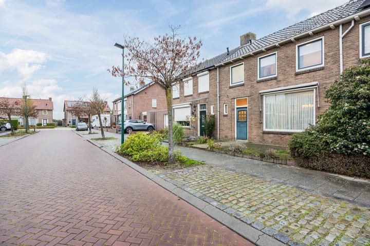 Photo 42 of Prinses Marijkestraat 12