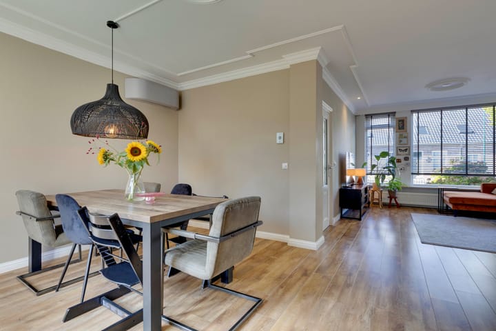 Foto 17 van Janssensstraat 102