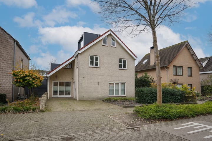 Photo 57 of Kraanvogellaan 34