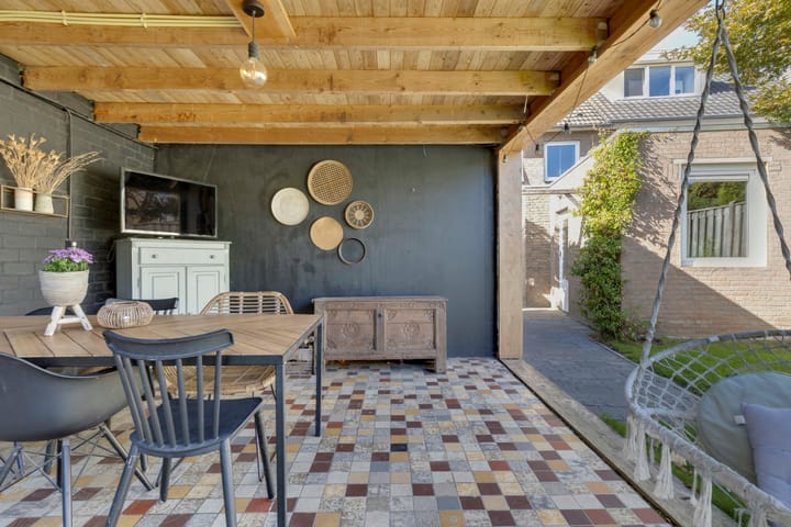 Foto 42 van Janssensstraat 102