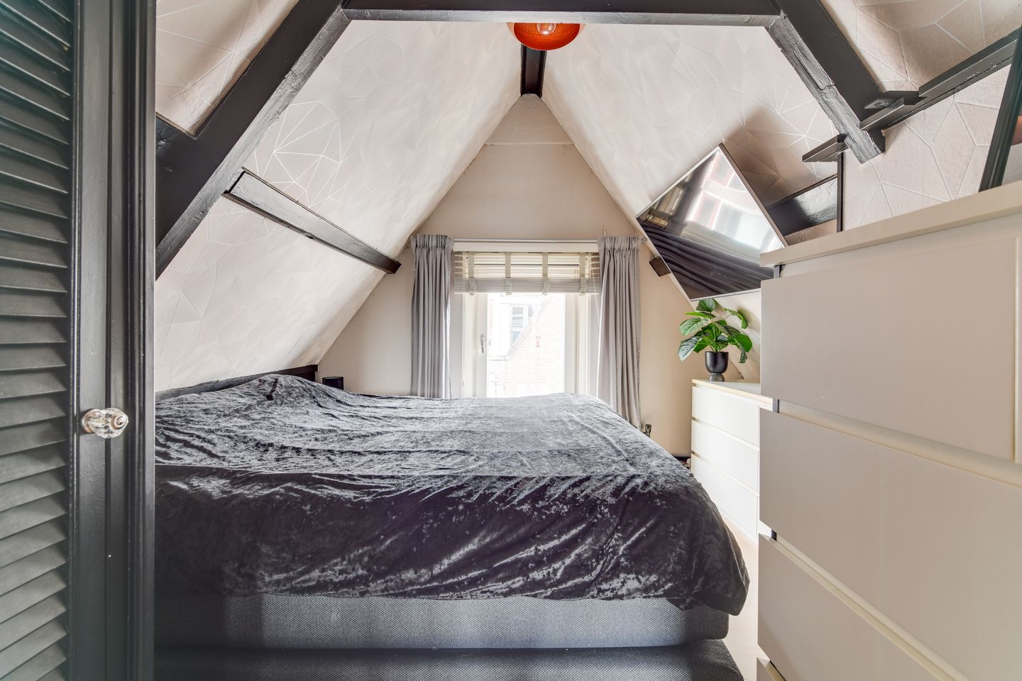 Foto 4 van Tuinstraat 58