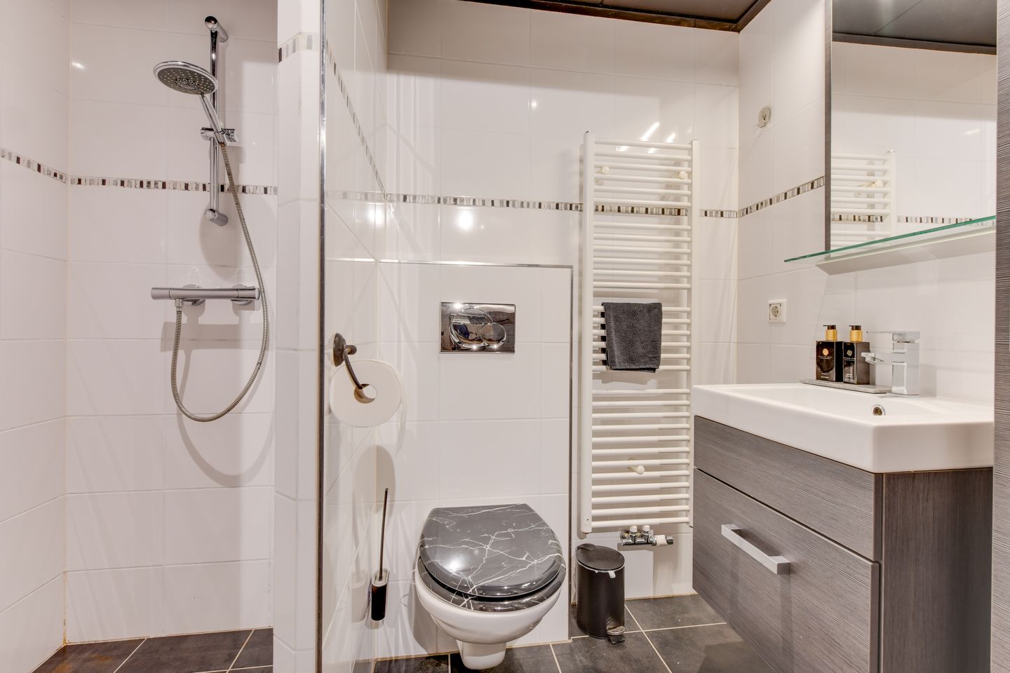 Foto 5 van Tuinstraat 58