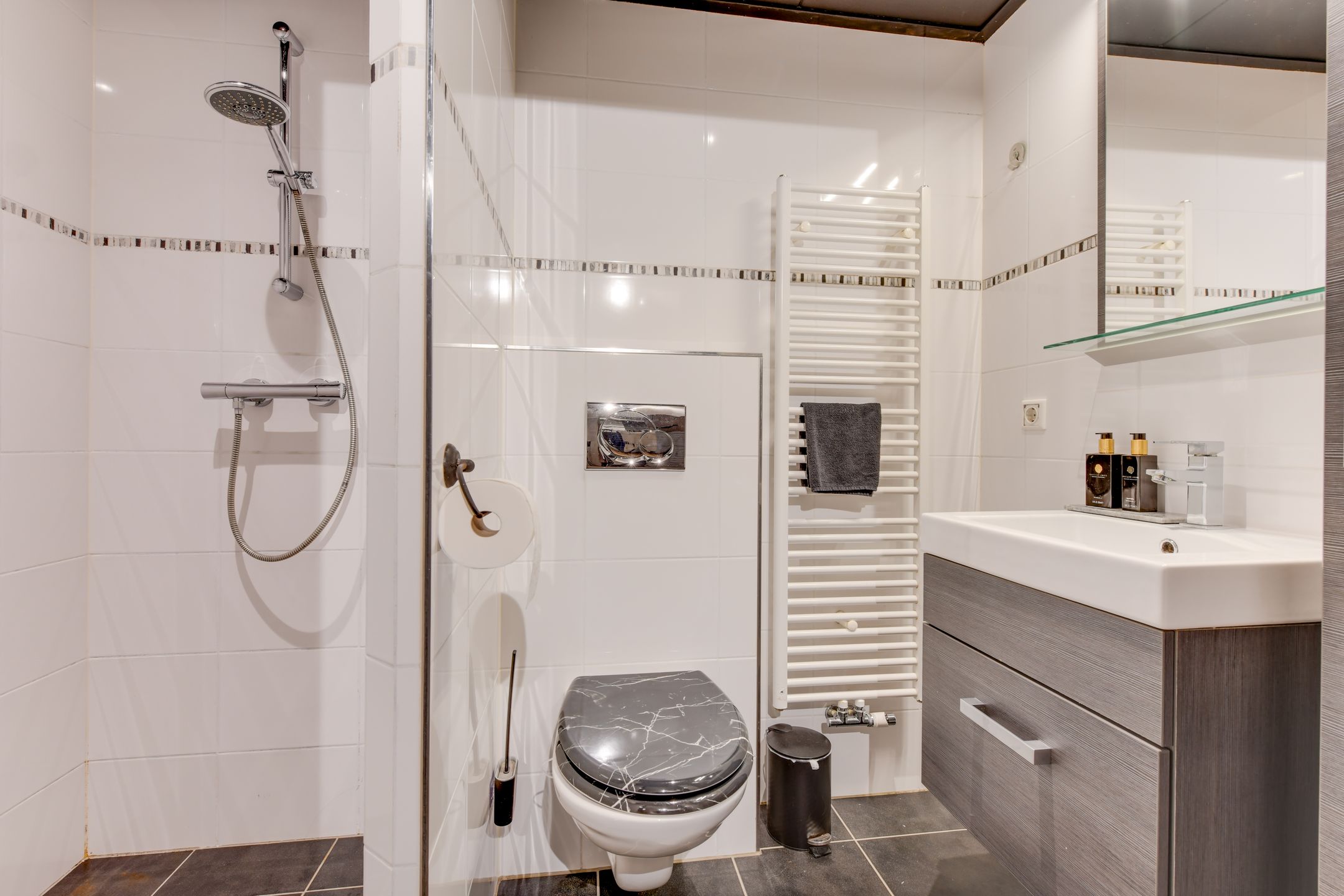 Foto 30 van Tuinstraat 58