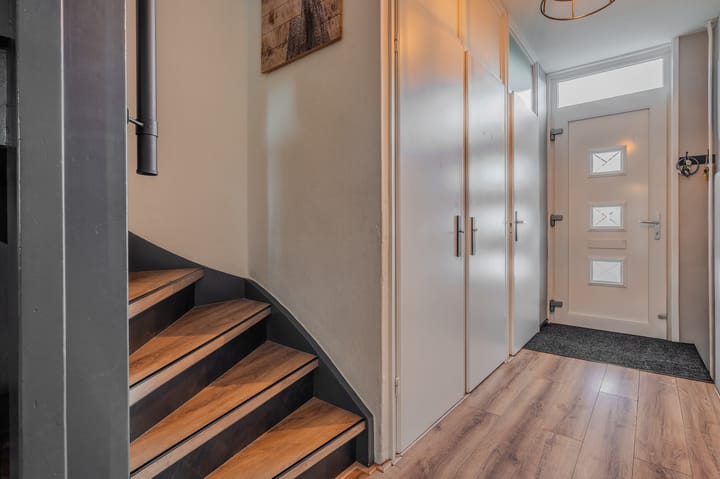 Photo 12 of Heuvelstraat 48