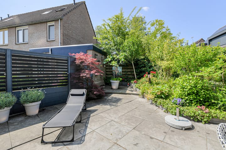 Foto 35 van Petronella Moensstraat 14