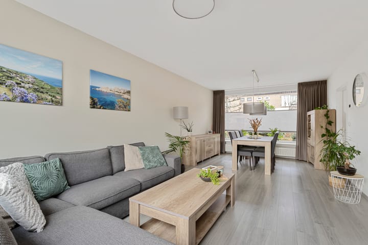 Photo 8 of Mauritsstraat 8