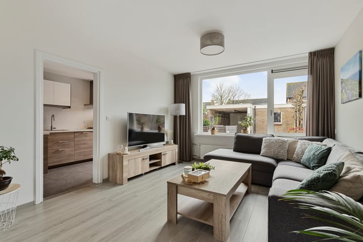 Photo 10 of Mauritsstraat 8