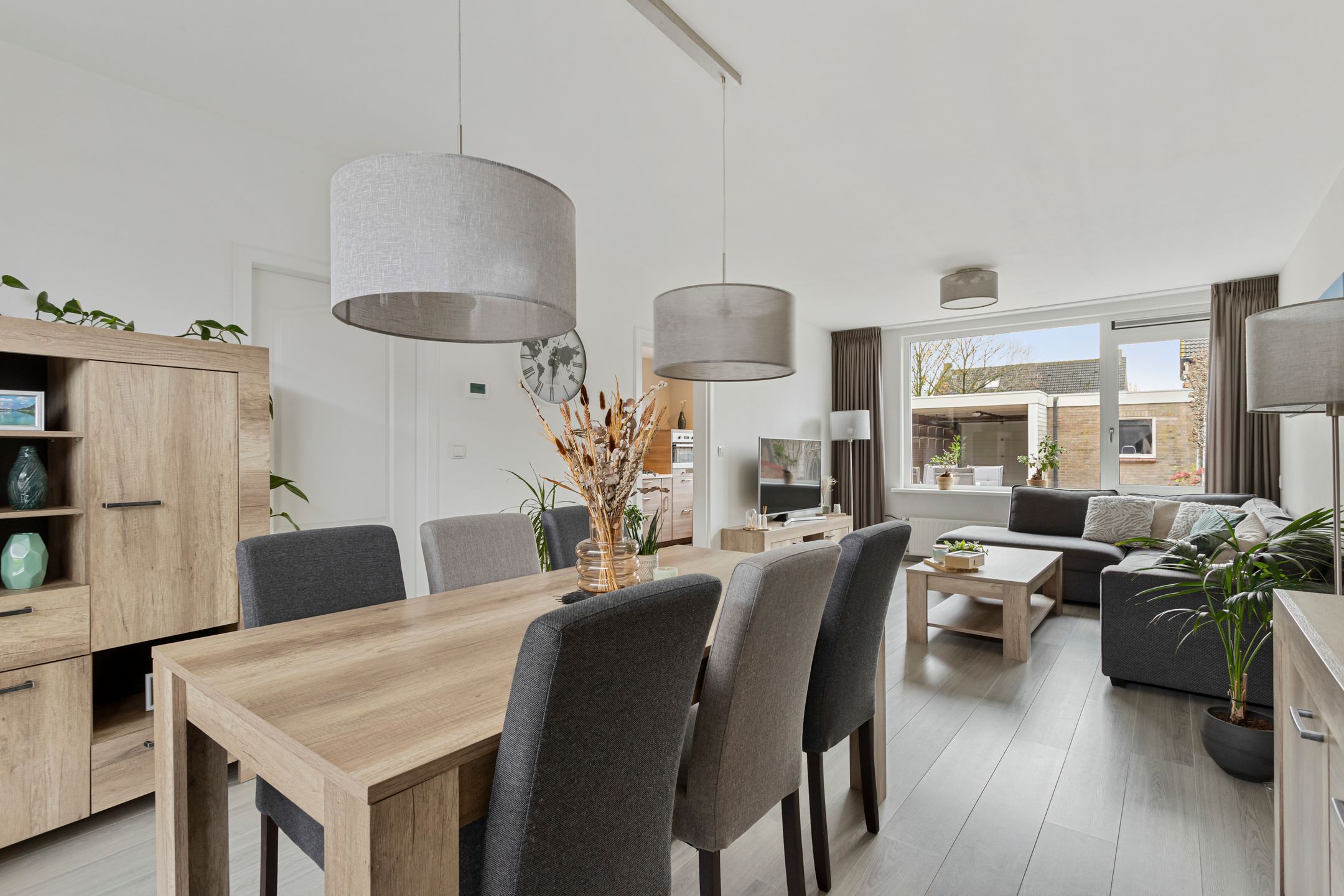 Photo 24 of Mauritsstraat 8