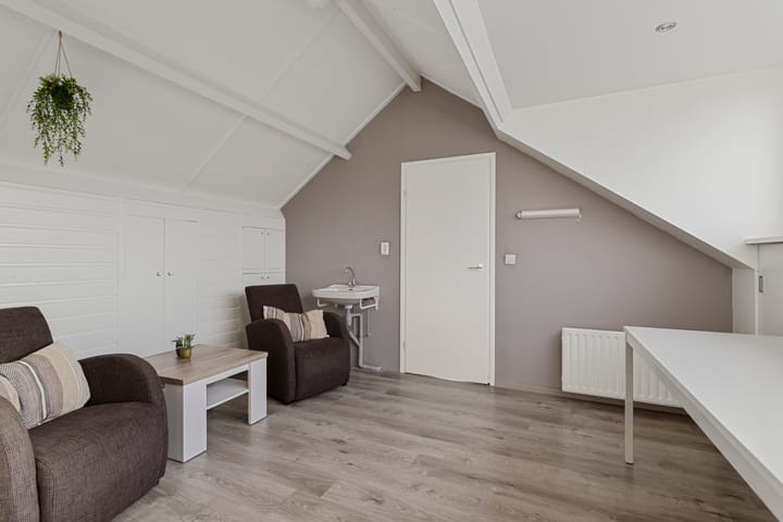 Photo 28 of Mauritsstraat 8