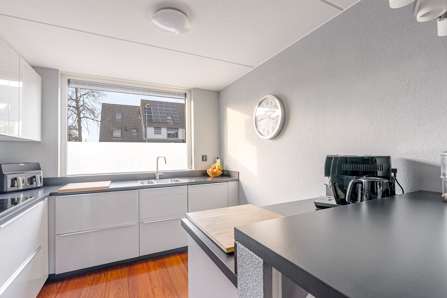 Foto 20 van Bartokweg 28