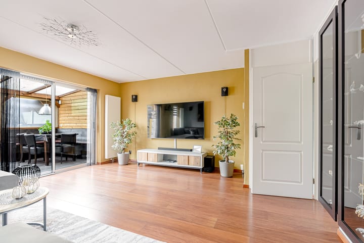 Photo 7 of Bartokweg 28