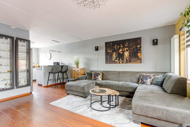 Photo 18 of Bartokweg 28