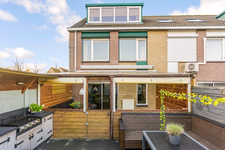 Photo 15 of Bartokweg 28