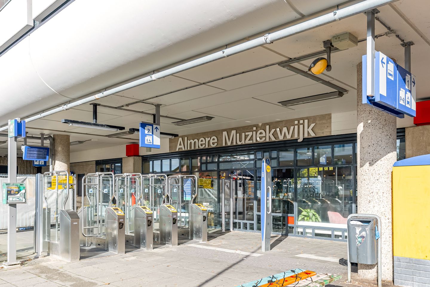 Foto 44 van Bartokweg 28