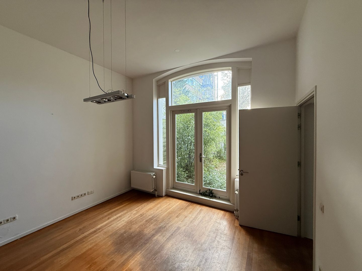 View photo 4 of Plantage Middenlaan 10-C