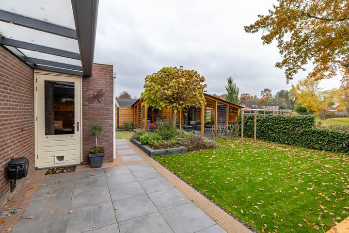 Photo 21 of Klaas Woltjerweg 54