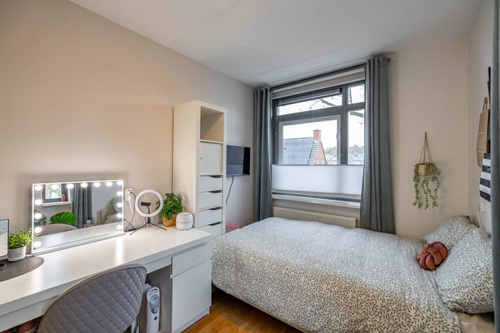 Photo 25 of Klaas Woltjerweg 54