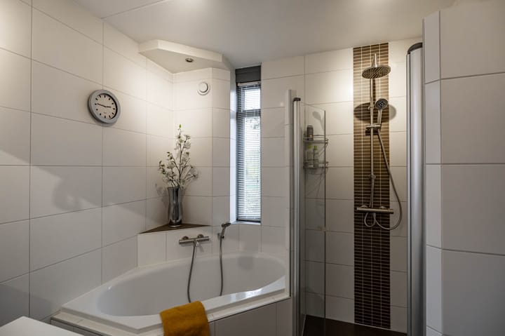 Photo 31 of Klaas Woltjerweg 54