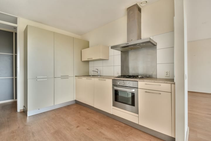 Foto 11 van Johan de Wittstraat 39