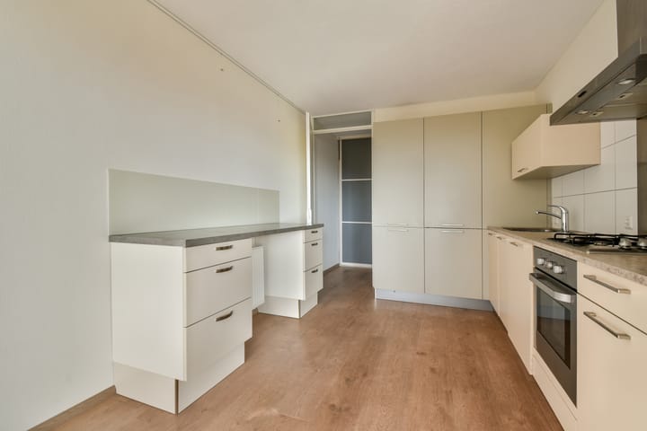 Foto 12 van Johan de Wittstraat 39