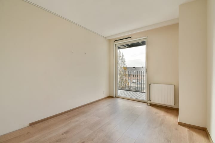 Foto 14 van Johan de Wittstraat 39