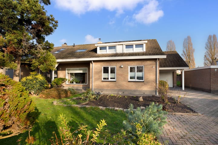 Foto 39 van van Duvenvoordestraat 26