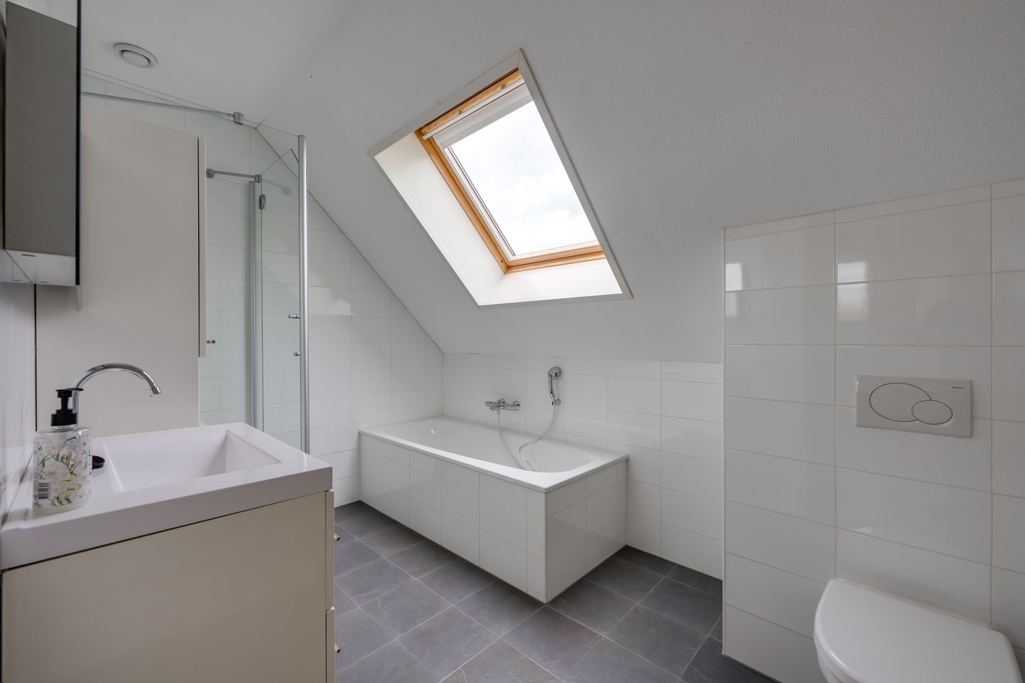 Foto 29 van Beeksestraat 40-A